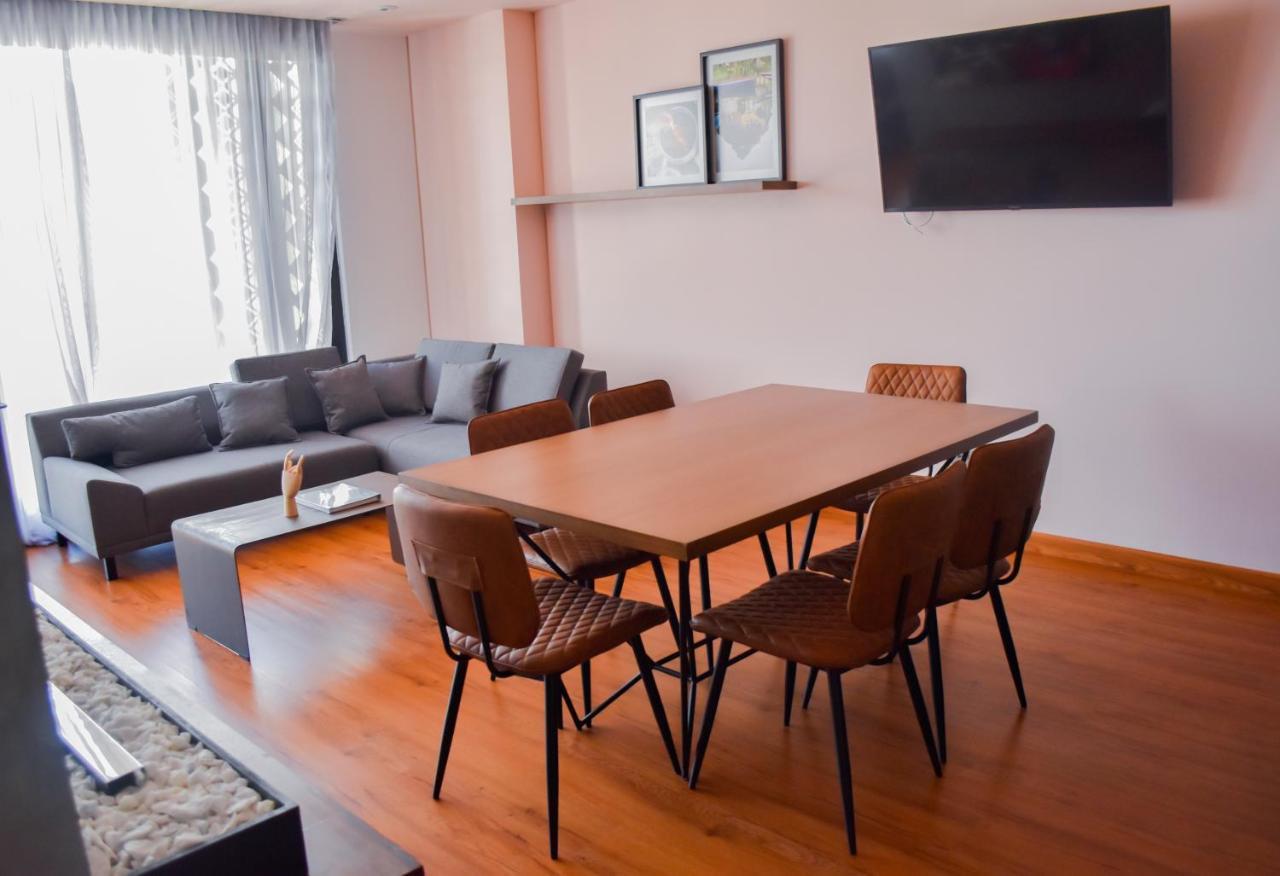 Hotel V1501 Pasto Exterior foto A living room in a typical apartment
